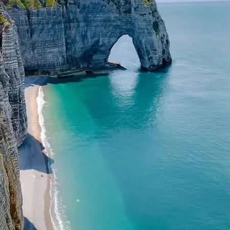 Les Pieds Dans L Eau *
